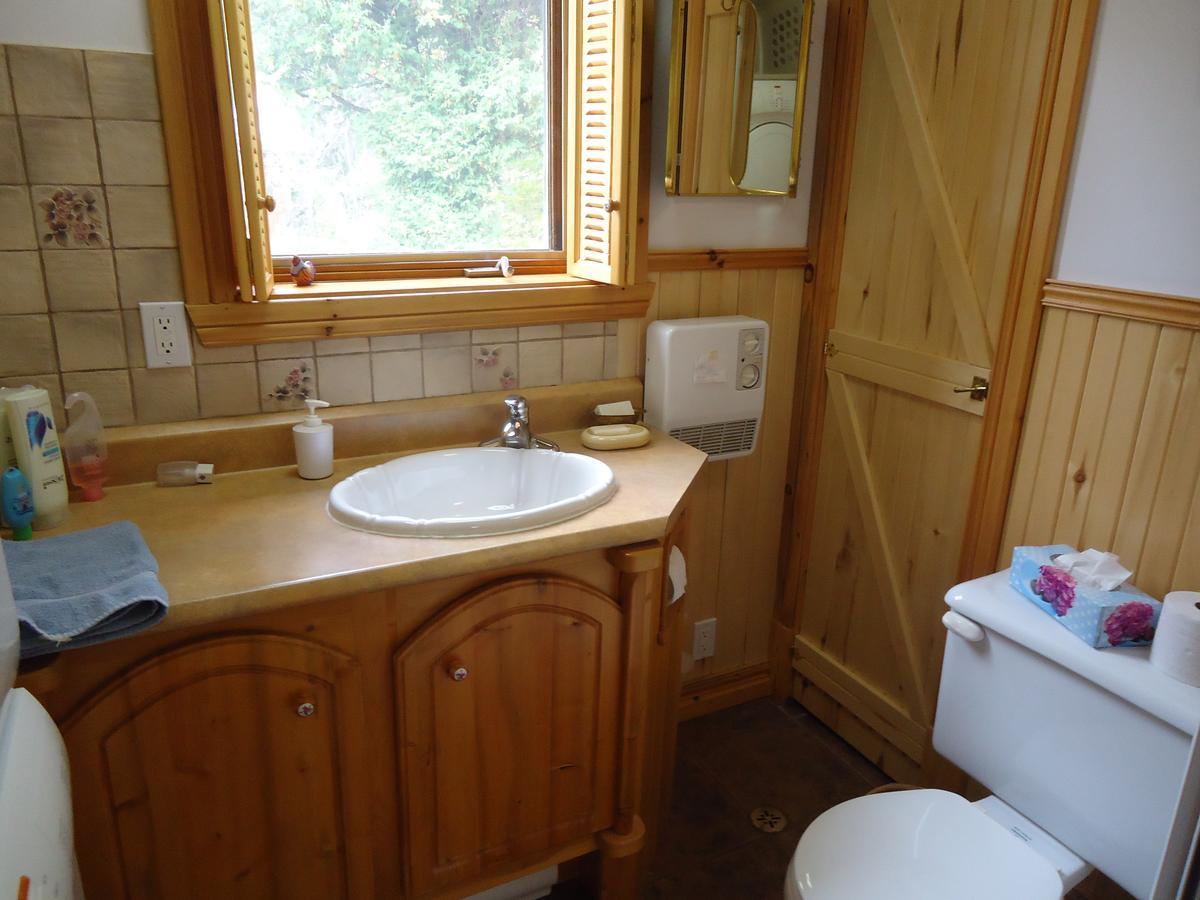 Chalet Saint-Thomas LʼAnse-Saint-Jean 外观 照片