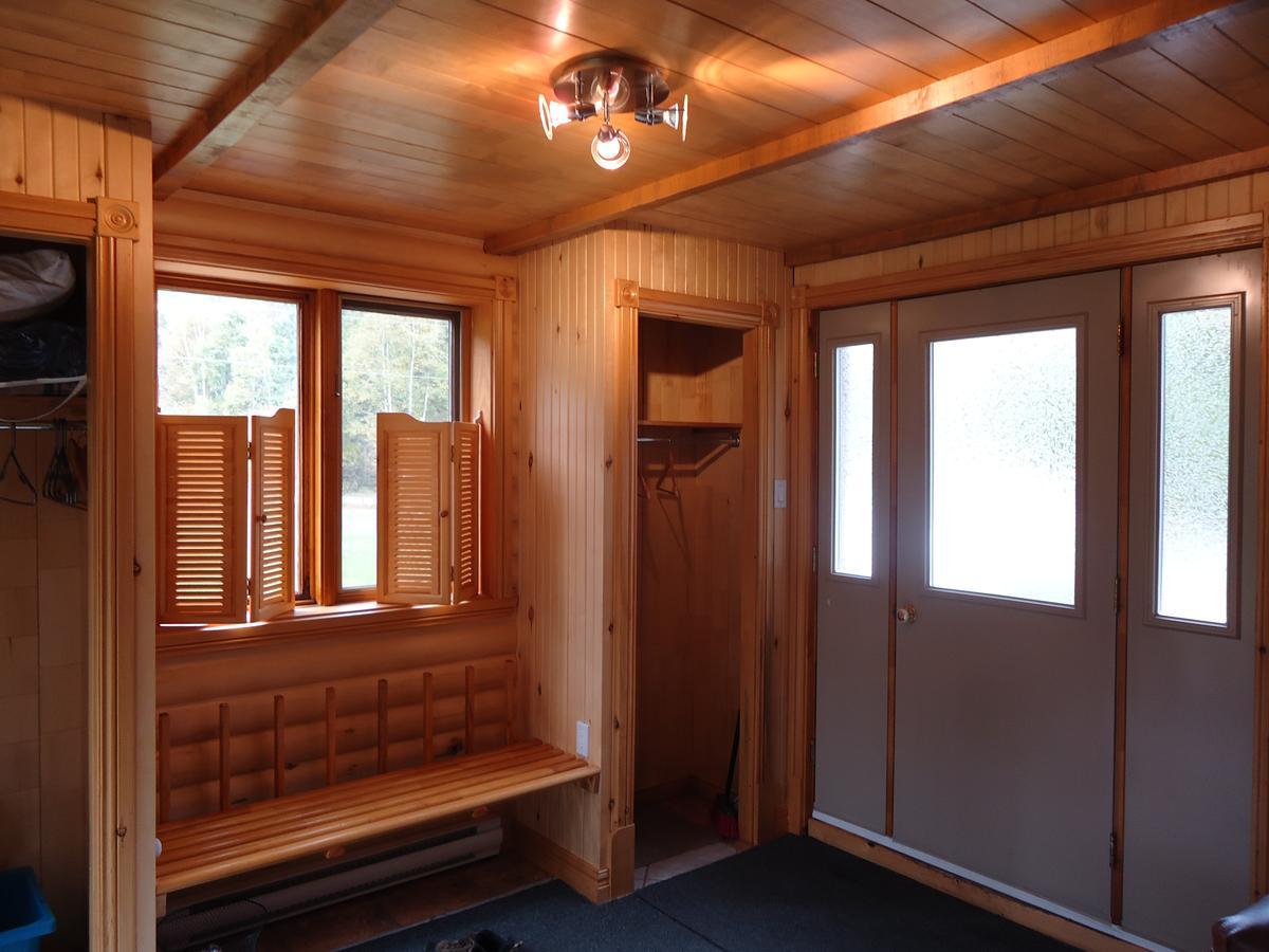 Chalet Saint-Thomas LʼAnse-Saint-Jean 外观 照片